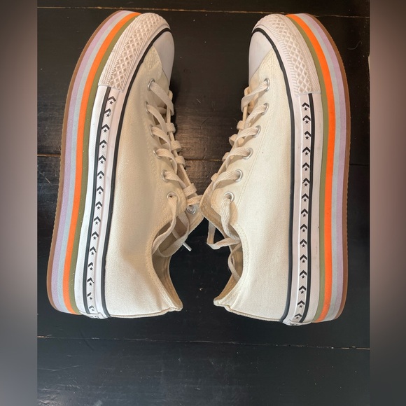 Converse Womens Chuck Taylor All Star Low Platform Canvas Shoe Size 9.5 Stripe - Picture 8 of 9